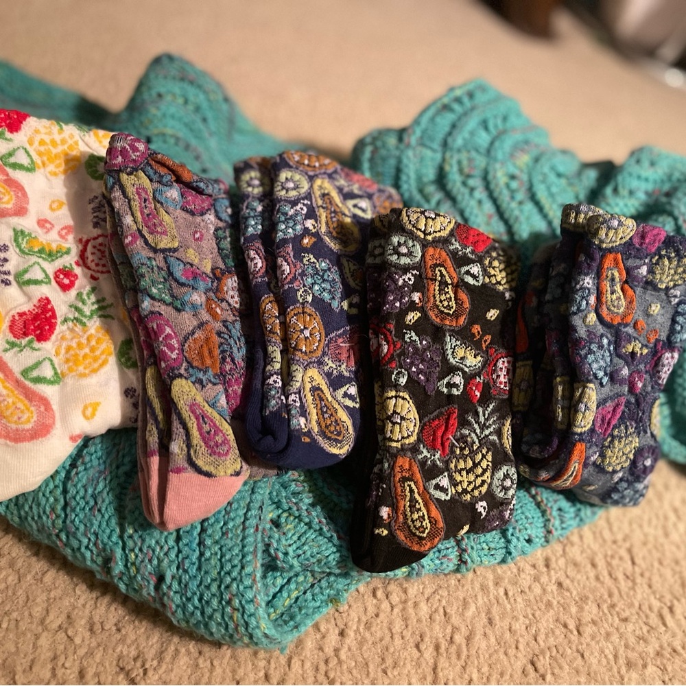 Colorful Paisley Patterned Women's Socks